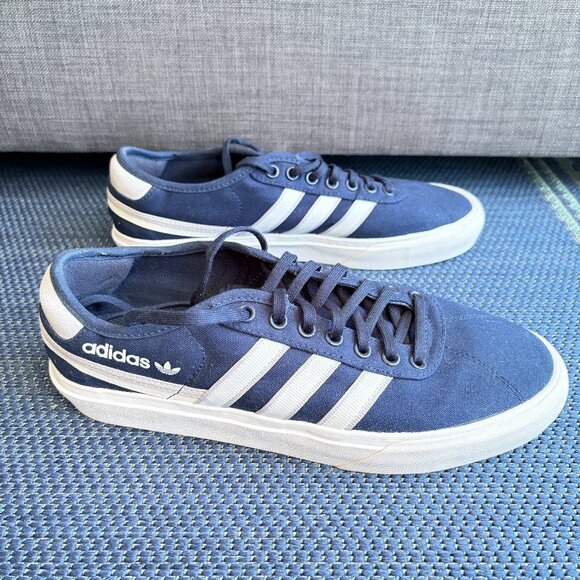 Adidas Daily 3.0 Navy Blue Canvas Stripe Sneaker Low Top Men's 10.5 - Pre-owned - Picture 1 of 10